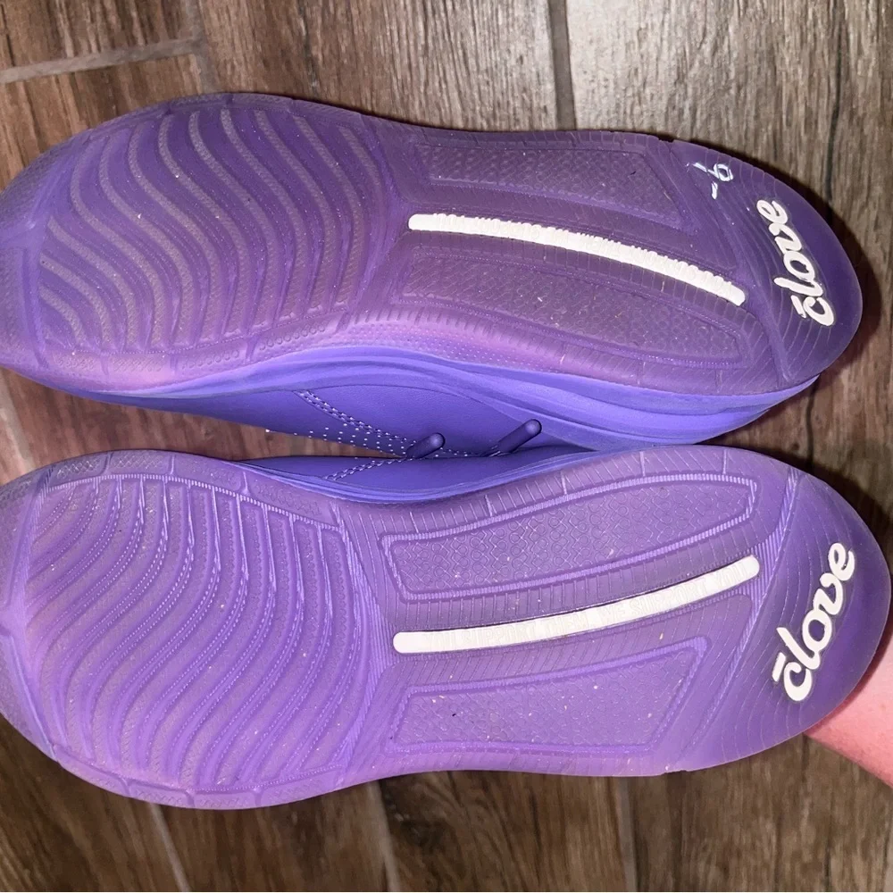Clove Women's Classic  - Atomic Purple nursing shoes - Picture 5 of 5